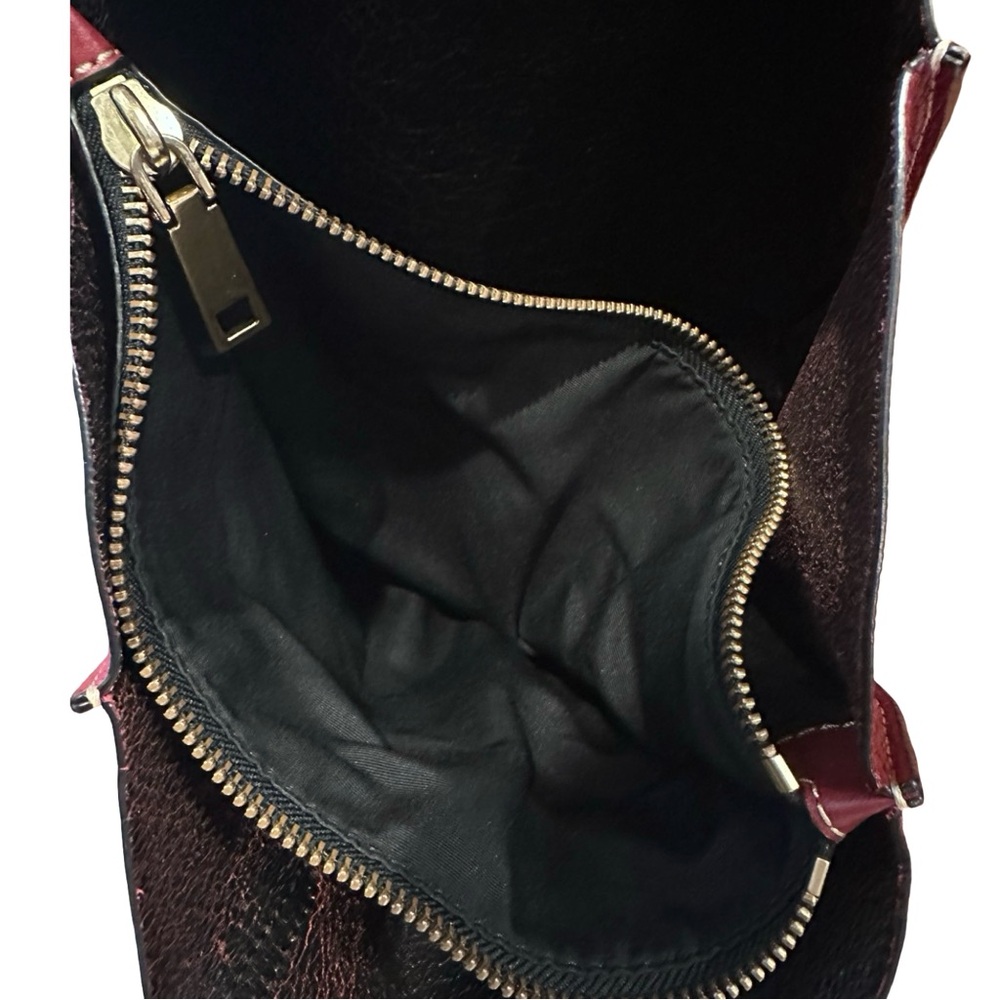MARC JACOBS The Grind Tote in Burgundy - with lock and key - Picture 7 of 14
